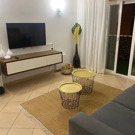 Altumar T2 Apartment *